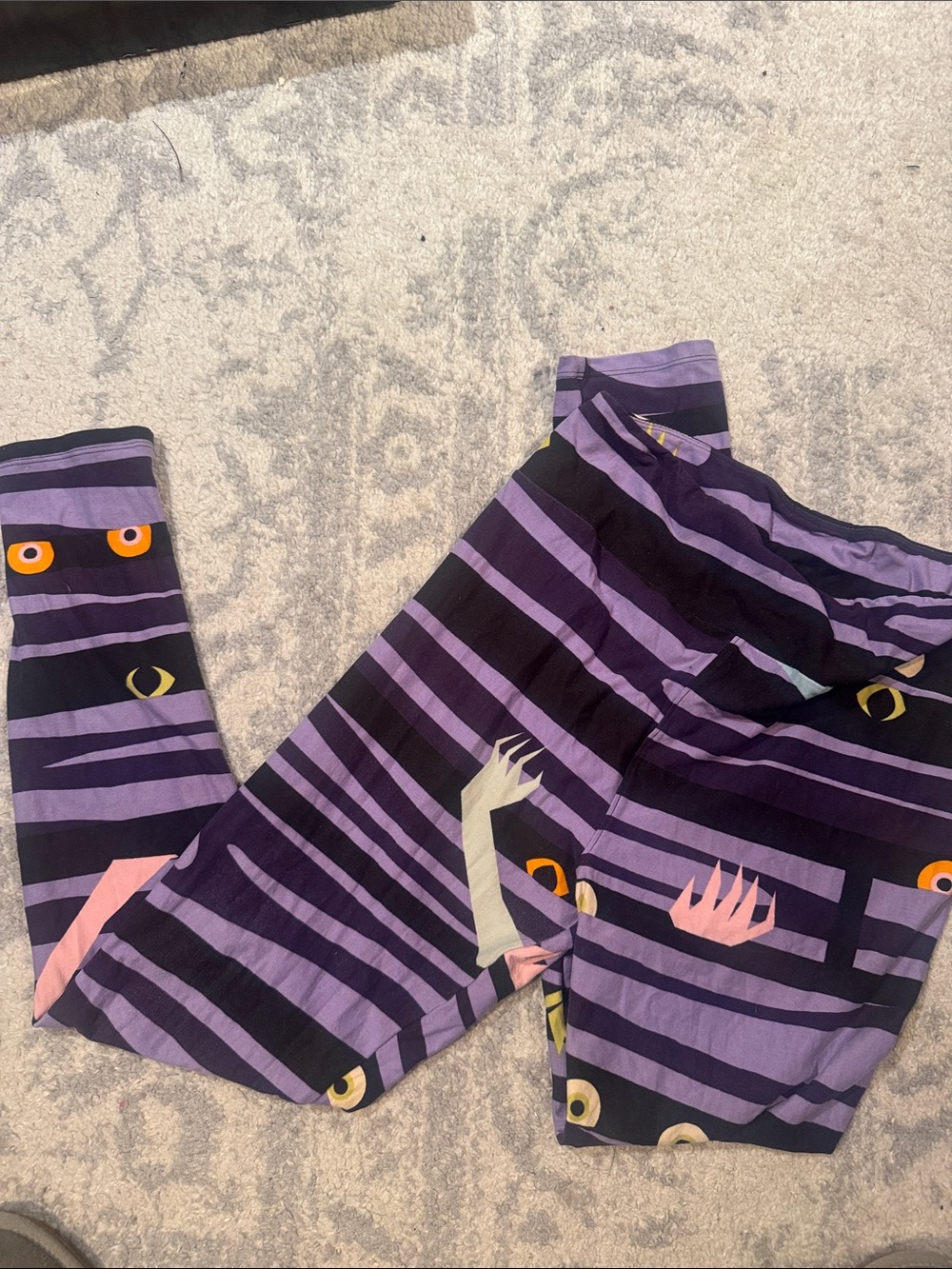 Women’s LuLaRoe Purple Stripe Monster-Print Leggings tall and curvy Halloween